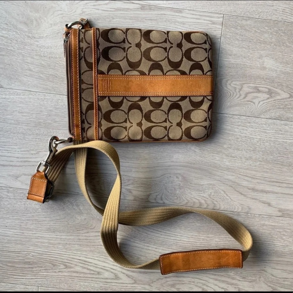 Coach crossbody bag